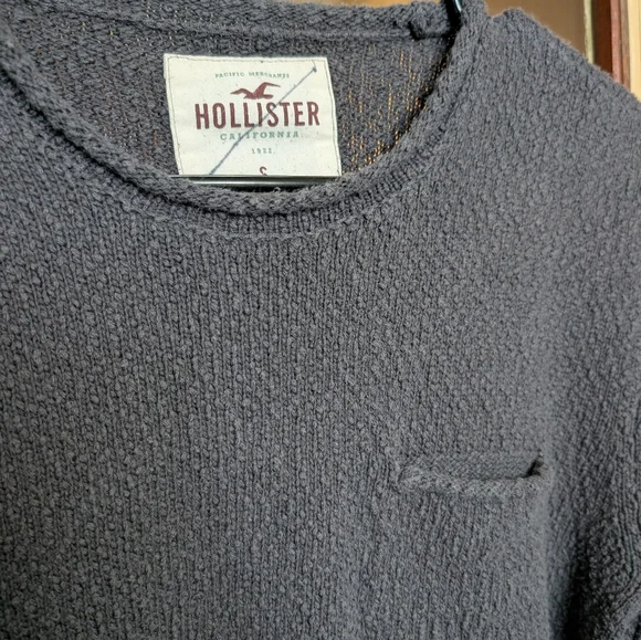 Gray Hollister Lightweight Knit Sweater - Picture 2 of 3